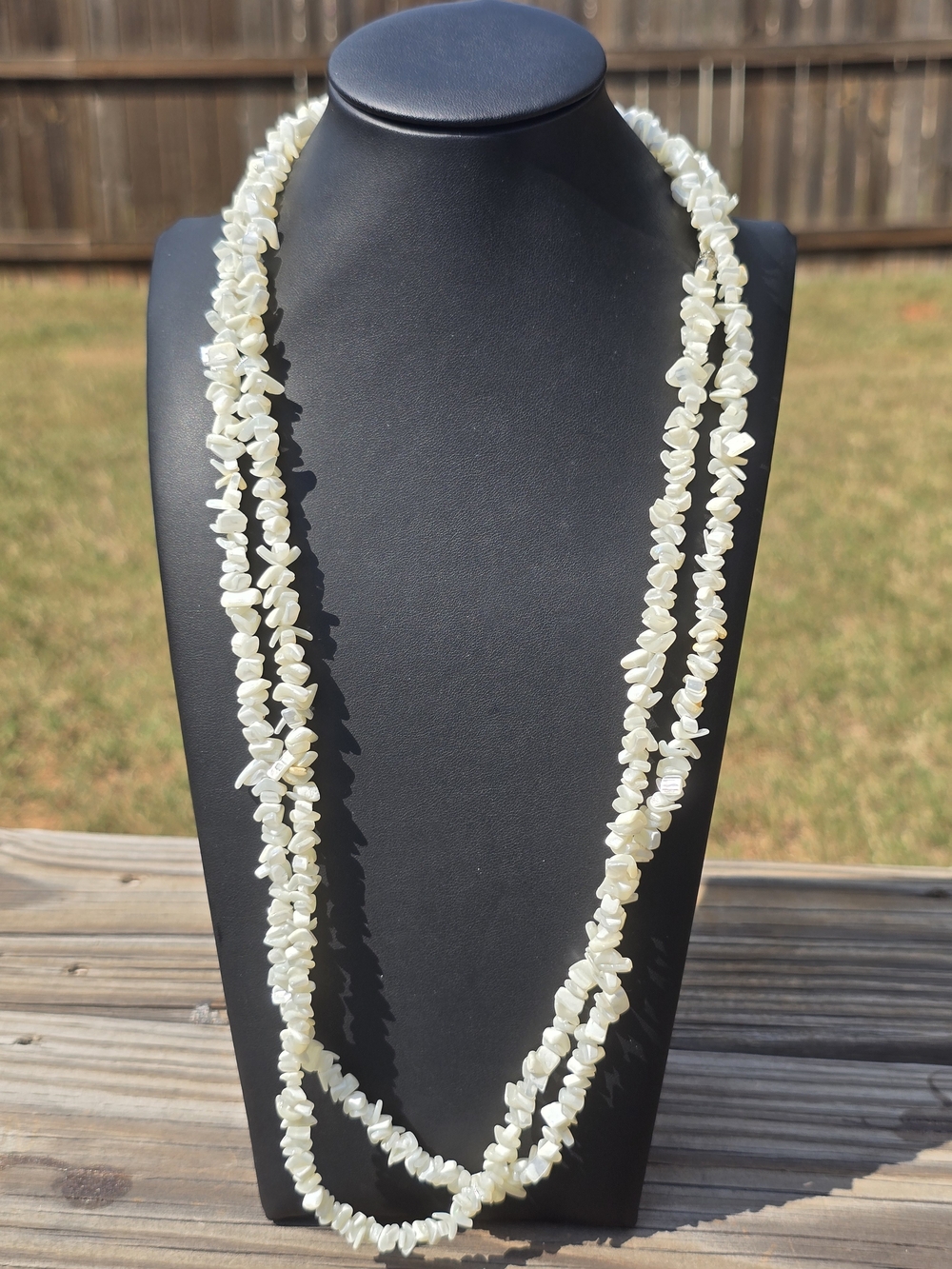 ✨ Vintage Coastal Boho Long Strand Mother of Pearl Chip Rope Necklace ✨